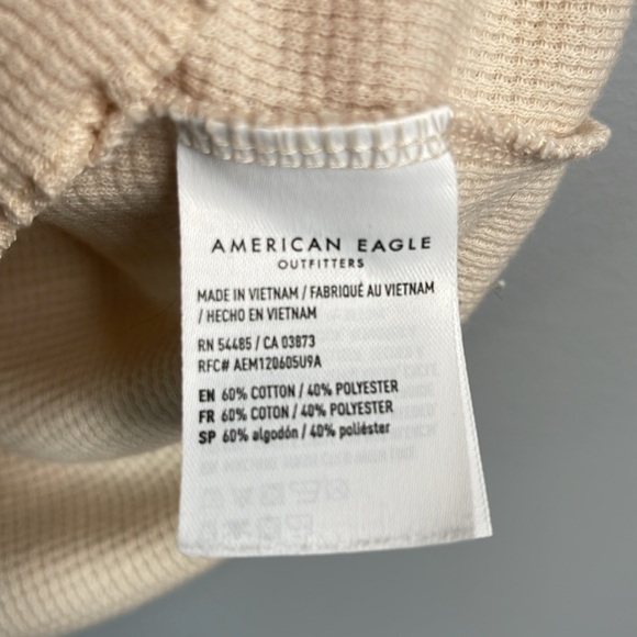 AMERICAN EAGLE Waffle Knit T-Shirt Nude Lettuce Hem Short Sleeves Crewneck L - Picture 8 of 11